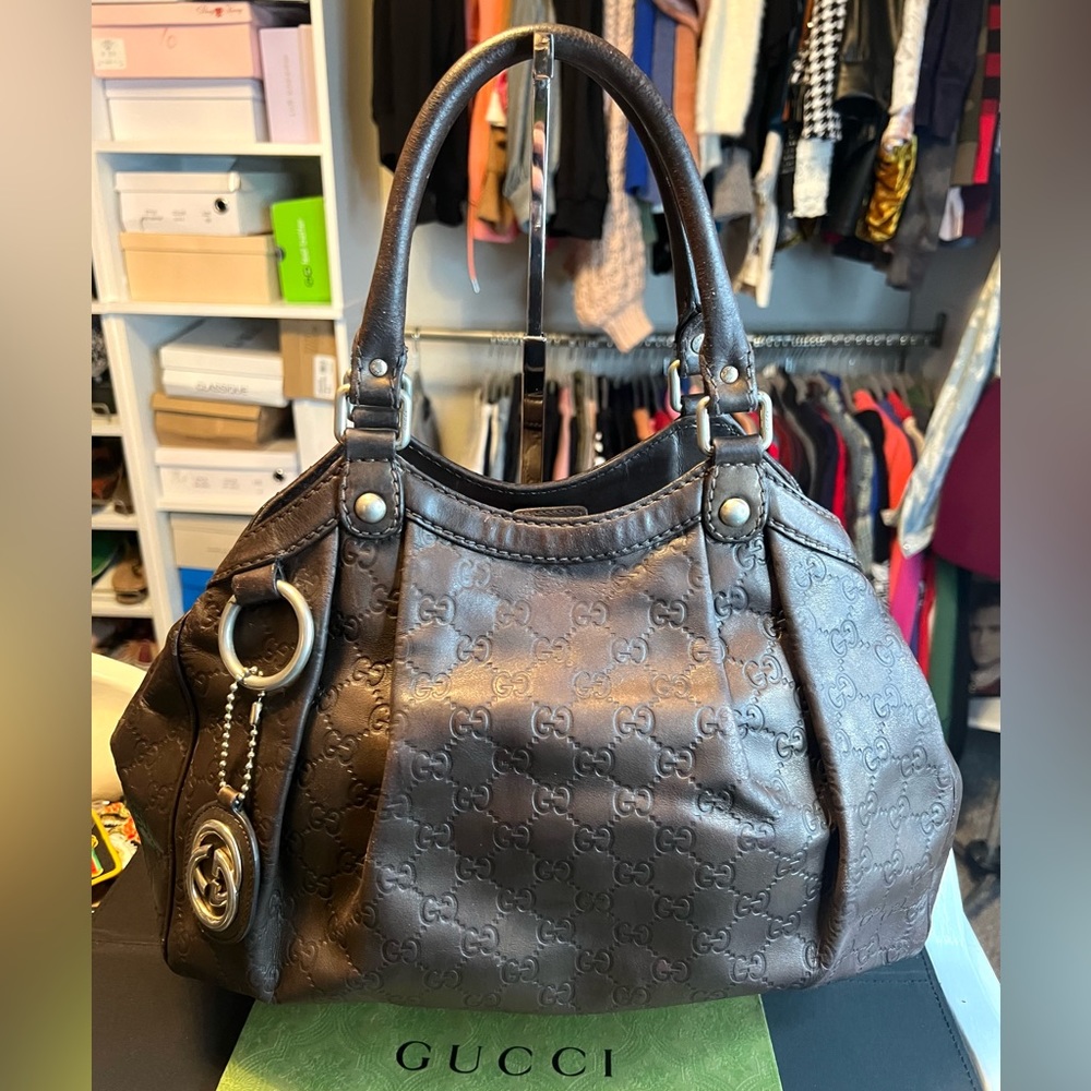 Authentic Gucci handbag - Picture 11 of 15